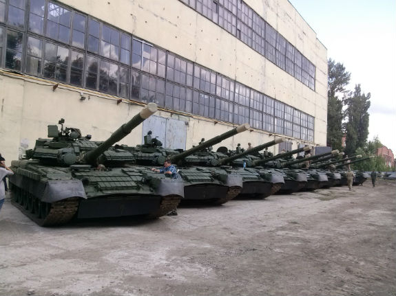 Як на Харківському заводі танки для АТО роблять більш швидкими та  живучими (ФОТО, ВІДЕО) - фото 6