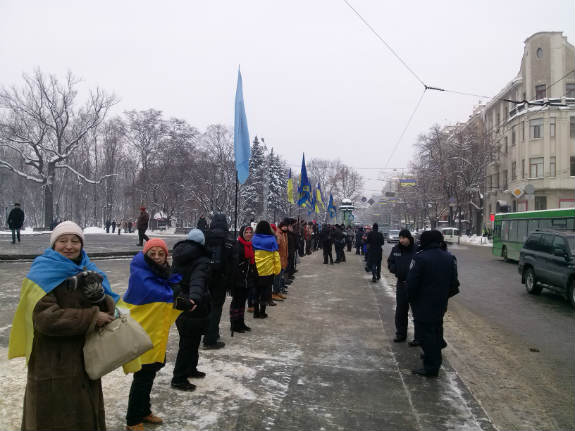 У Харкові до Дня соборності України утворили Ланцюг єднання - фото 7