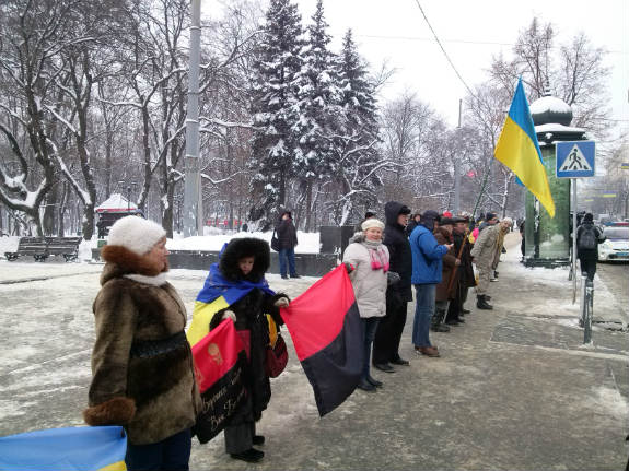 У Харкові до Дня соборності України утворили Ланцюг єднання - фото 1