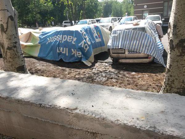 Що залишилось від автомобілів ОБСЄ після підпалу в Донецьку - фото 4