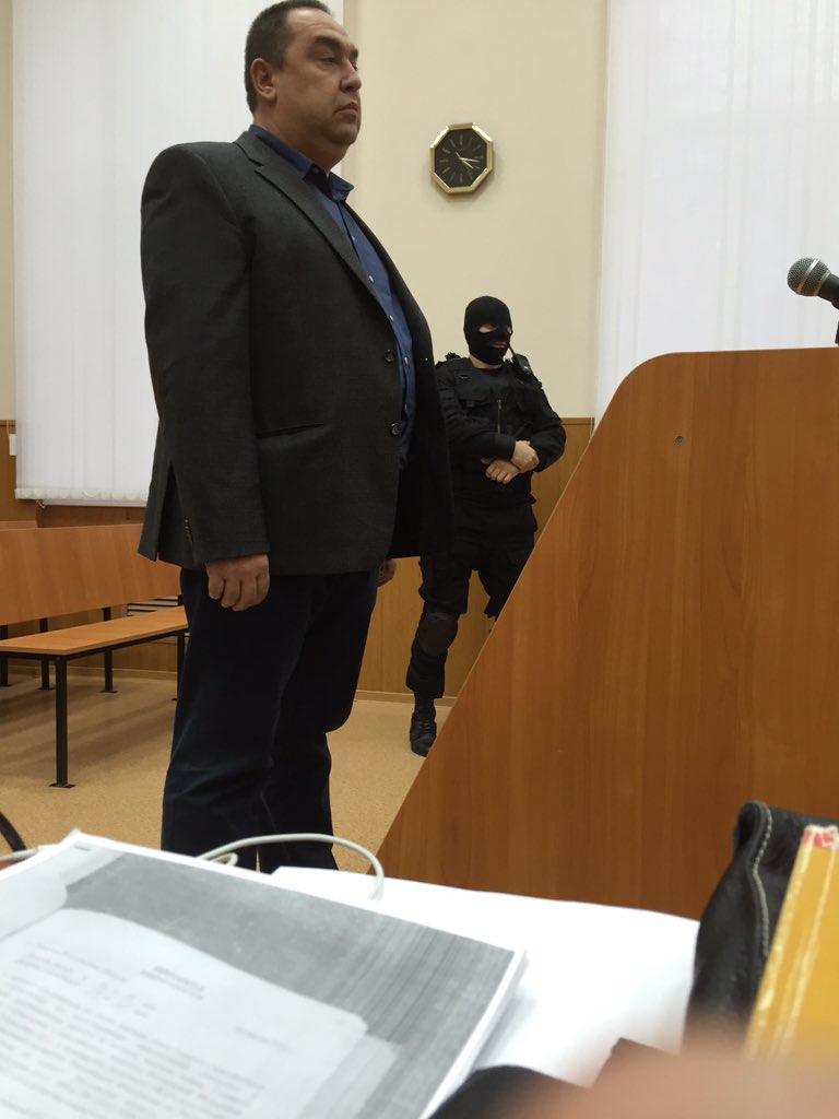 Плотницький явився на допит у російський суд по справі Савченко (ФОТО) - фото 1