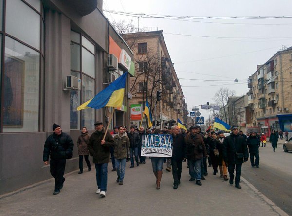 У Харкові активісти перемістилися до консульства Росії  - фото 3