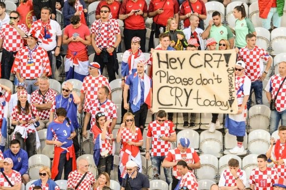 "Роналду, не плач сьогодні", - хорватські фанати - фото 1