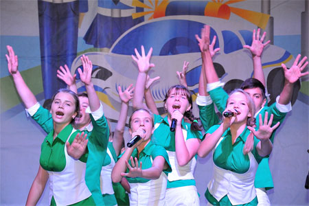 Приємне з корисним: Команда з Ямполя зайняла друге місце на фестивалі КВН у Одесі - фото 2