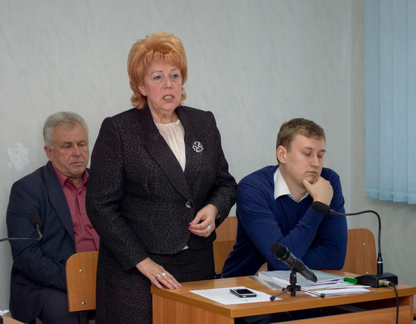 Суд визнав протиправною відмову у реєстрації новомосковського "Відродження" - фото 1