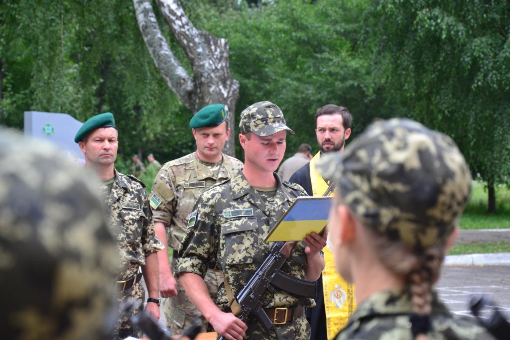 У Сумах мобілізовані склали присягу на вірність українському народові - фото 1