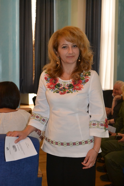 Більше 60 депутатів проігнорували святкову позачергову сесію обласної ради - фото 5