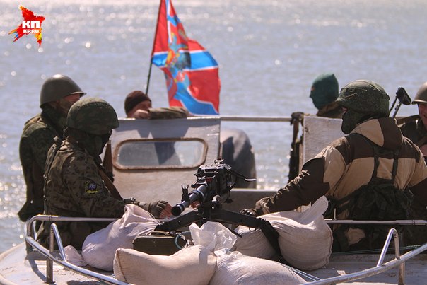Бойовики "ДНР" похизувалися "москітною флотілією" в Азовському морі (ФОТО) - фото 3