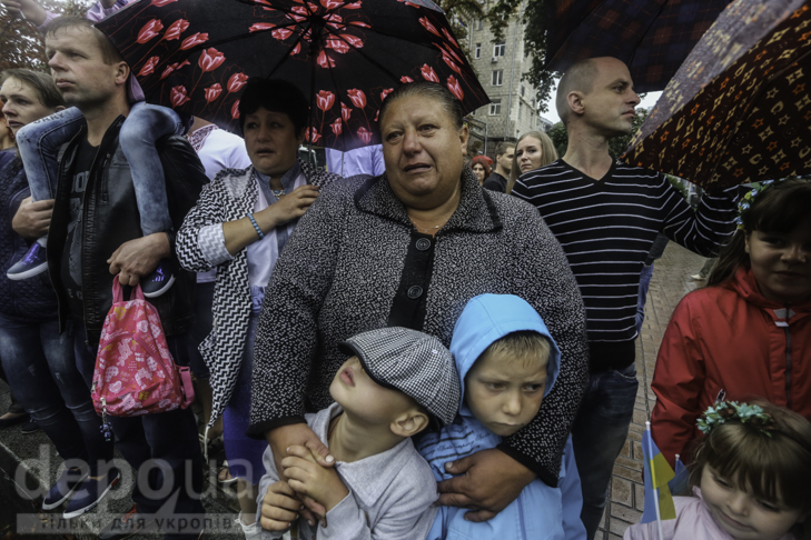 Інший парад: Як центром Києва йшли матері загиблих в АТО військових - фото 15