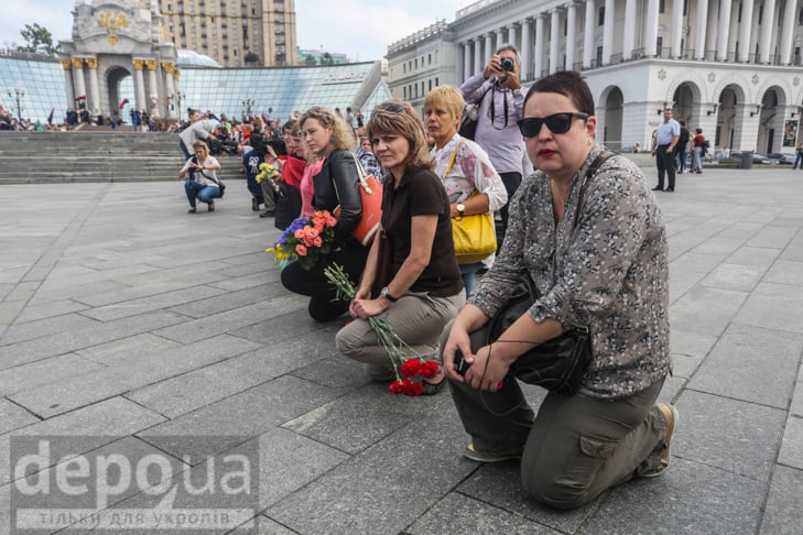 Як у Києві прощалися з бійцями "Правого сектора", від яких відмовився Генштаб - фото 4