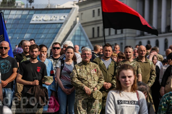 Як у Києві прощалися з бійцями "Правого сектора", від яких відмовився Генштаб - фото 21