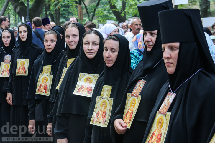 Як УПЦ МП хрестило Русь на Володимирській гірці - фото 29