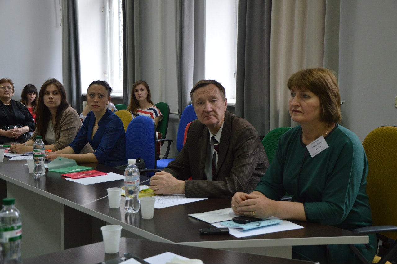 Майже 70% вчителів Півдня України не підтримують перехід на 12-річне навчання - фото 3