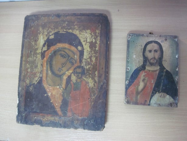 На Сумщині прикордонники виявили старовинні ікони та ваги - фото 3