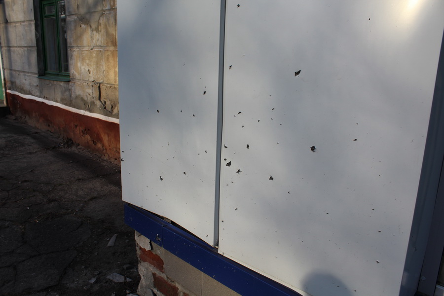 Як виглядають місця обстрілу у центрі Краматорська рік потому (ФОТО) - фото 4
