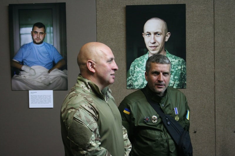 У запорізькому музеї відкрили виставку "Портрет солдата"