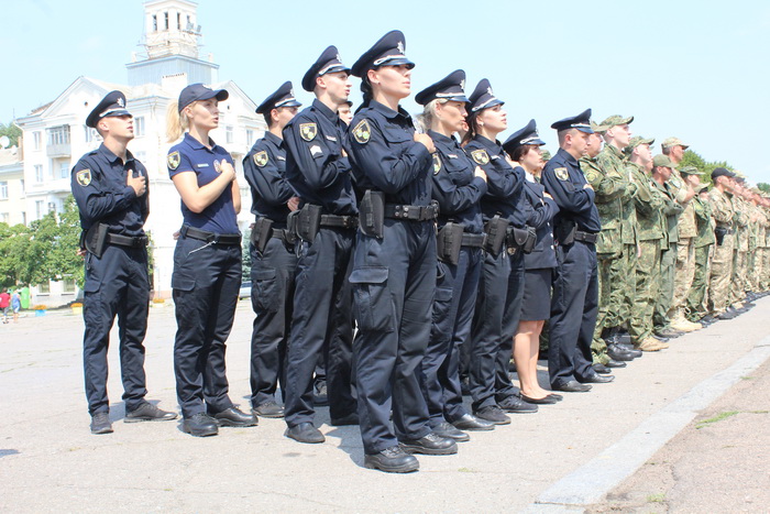 У Краматорську відсвяткували річницю створення Національної поліції (фото) - фото 4