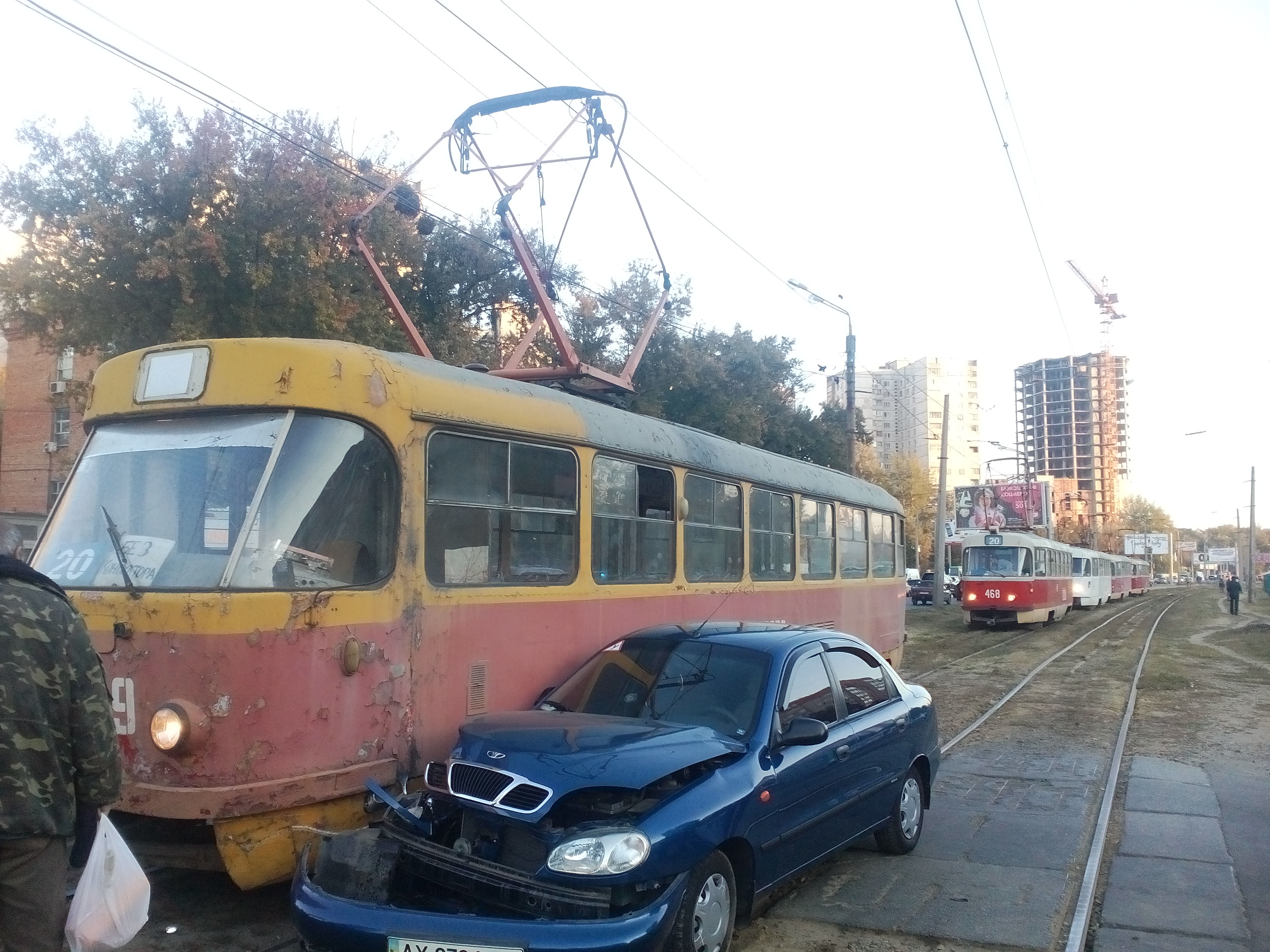 У Харкові трамвай не роз`їхався з авто   - фото 1