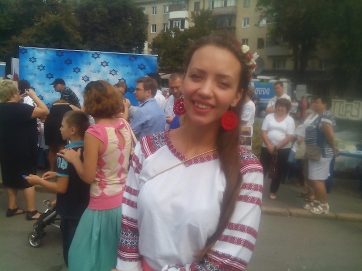 У вишиванках і з українським короваєм: Полтава відзначає Незалежність України - фото 1