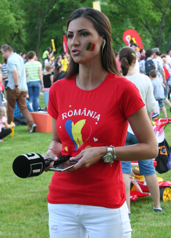 Як румуни за збірну вболівають (ФОТОРЕПОРТАЖ)  - фото 11