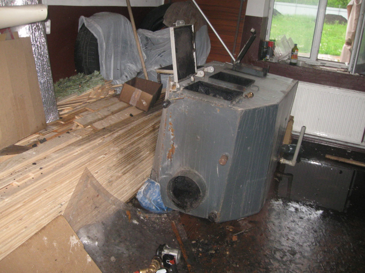 Від вибуху твердопаливного котла у будинку загинула сорокарічна чернігівчанка - фото 2