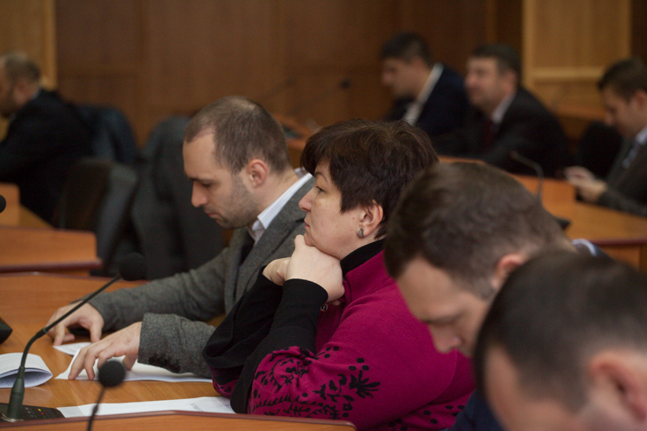 Живі фото: Як працюють ужгородські депутати без "поз" і "постановок" - фото 6