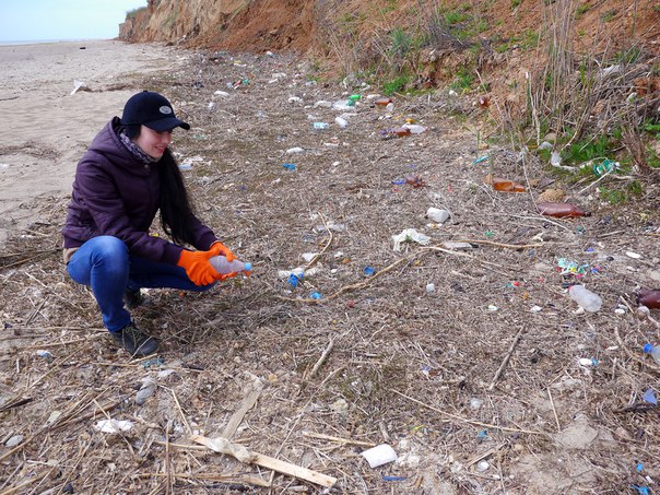 На Одещині волонтери самостійно приводять пляжі до ладу - фото 2