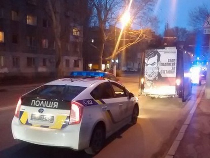 В Одесі патрульні зупинили автівку Дарта Вейдера, яка агітувала проти Саакашвілі - фото 1