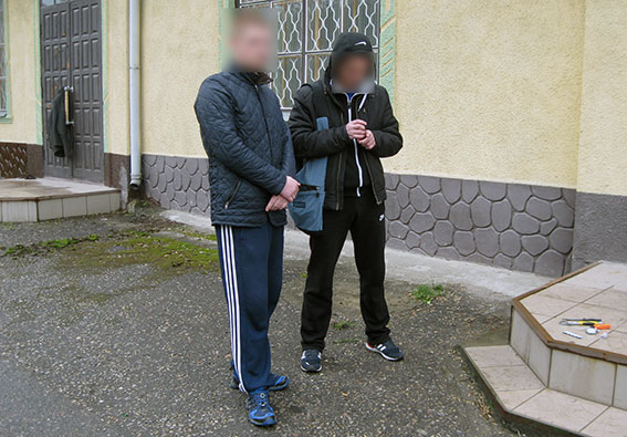 У Харкові затримали злочинців з "набором домушника"  - фото 4