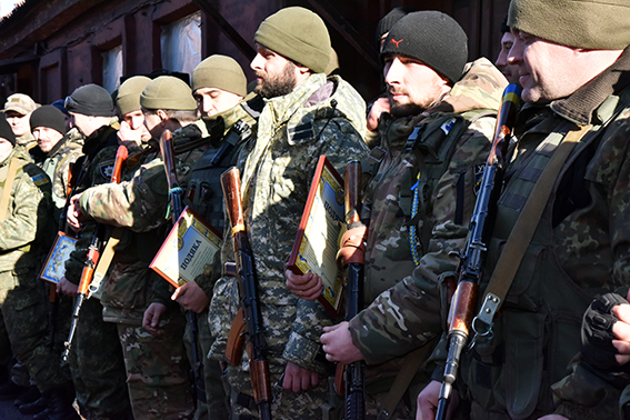 Харківських бійців провели з Маріуполя додому  - фото 3
