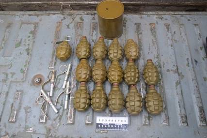 СБУ виявила "захищений" схрон з боєприпасами у зоні АТО (ФОТО) - фото 1