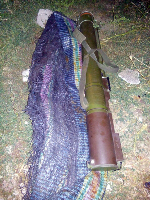 У Маріуполі діти знайшли гранатомет серед руїн - фото 2