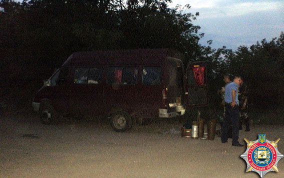 В Артемівську затримали волонтерів з арсеналом боєприпасів (ФОТО) - фото 1