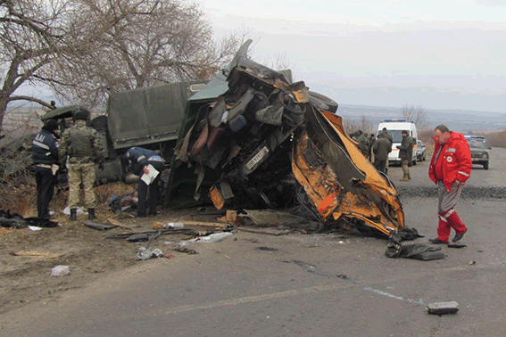 Стали відомі подробиці жахливого ДТП на Луганщині (ФОТО) - фото 3