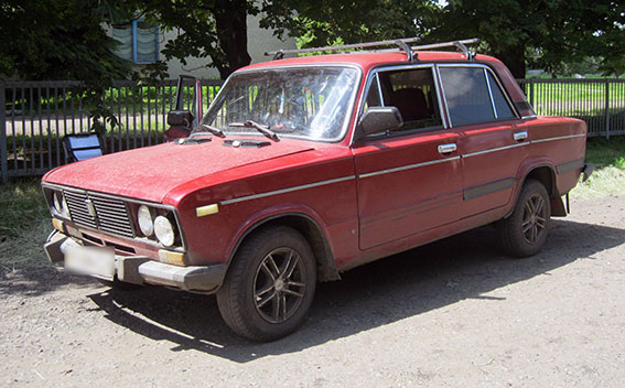 На Харківщині п'яний рецидивіст викрав чужу автівку, щоб завітати до однокласника - фото 1