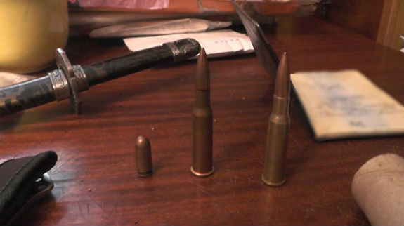 У київській квартирі виявили арсенал зброї - фото 2