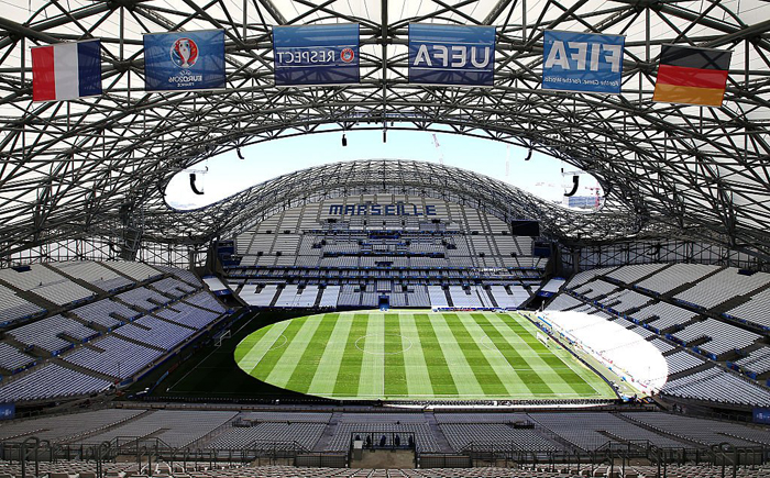Як виглядає красень-стадіон, де зіграють Німеччина та Франція - фото 2