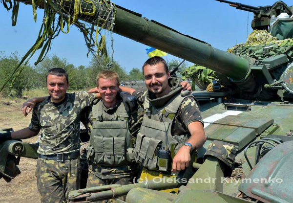 Як рік тому українські бійці звільняли Піски (ФОТО) - фото 4