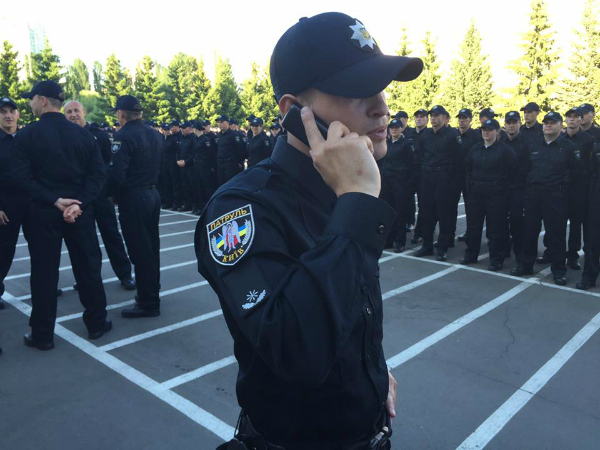 У столиці представили нову патрульну поліцію (ФОТО) - фото 1