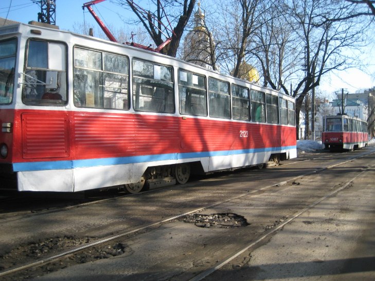 У Миколаєві через жінку-водія трамваї зупинилися більше ніж на годину