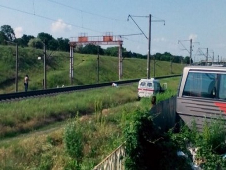 В Одесі самогубець загинув під товарним потягом - фото 1