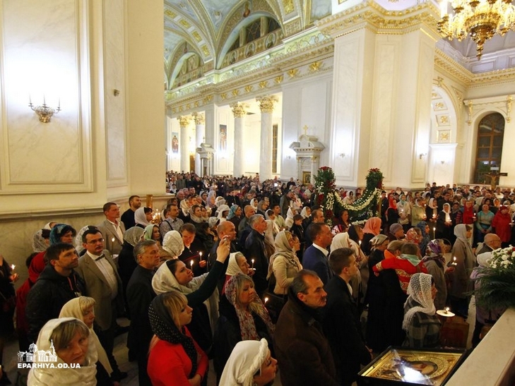 В Одесі в Спасо-Преображенському кафедральному соборі пройшла Божествена літургія - фото 4