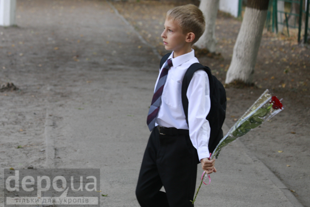 Як святкують День знань у випадковій київській школі (ФОТОРЕПОРТАЖ) - фото 12