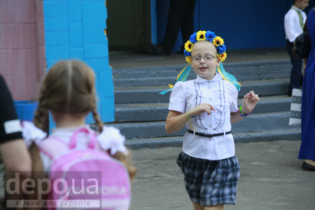 Як святкують День знань у випадковій київській школі (ФОТОРЕПОРТАЖ) - фото 2