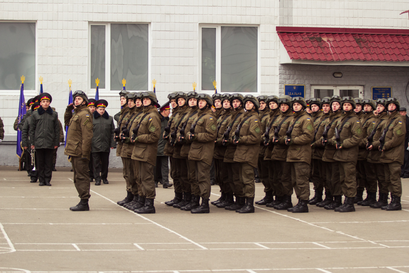 У Харкові випустили 200 лейтенантів Нацгвардії  - фото 2