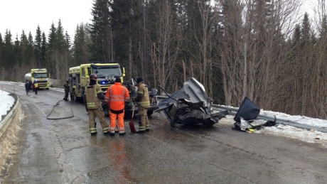 У Норвегії танк врізався у автомобіль - фото 2