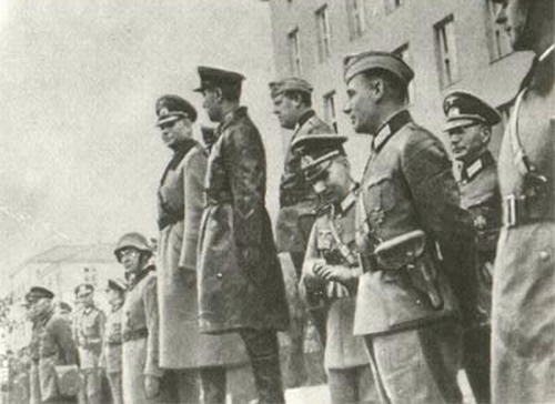 "Парад переможців" у Бресті: Як радянські армійці браталися з фашистам - фото 2