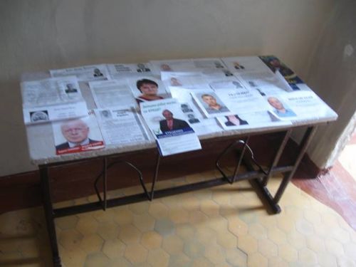 На Черкащині показали неправильні бюлетені і агітацію на виборах - фото 2