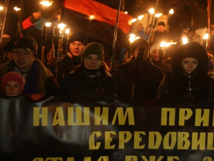 1 січня в Одесі пройшов марш на честь Степана Бандери - фото 1
