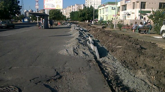 Як у Києві будують велодоріжку з Троєщини у центр міста (ФОТОРЕПОРТАЖ) - фото 2